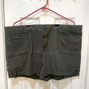 Women’s Plus Size Shorts